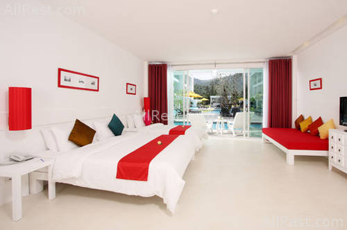 The Old Phuket Hotel 8